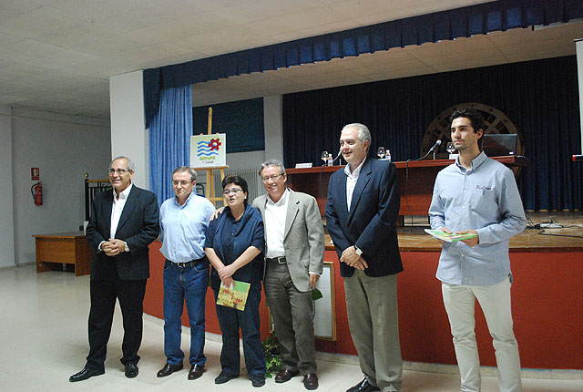 Foto de grupo de los componentes del Foro