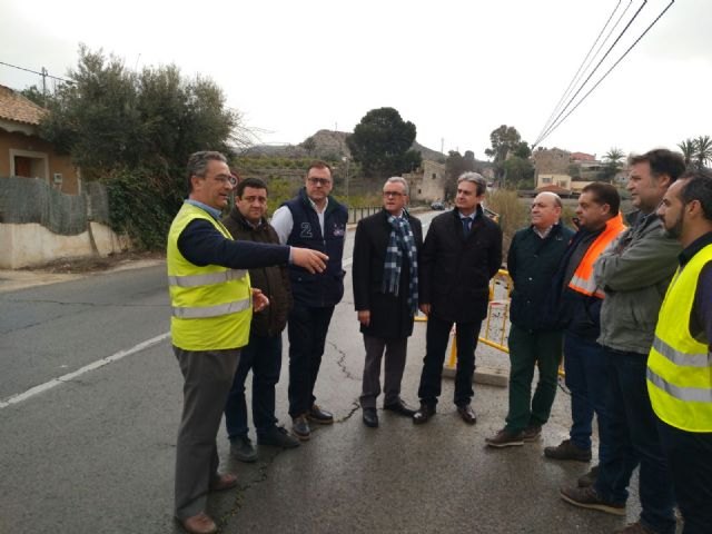 Fomento inicia las obras para reconstruir un muro y arreglar el firme de un tramo de la carretera que une Abarán con Cieza