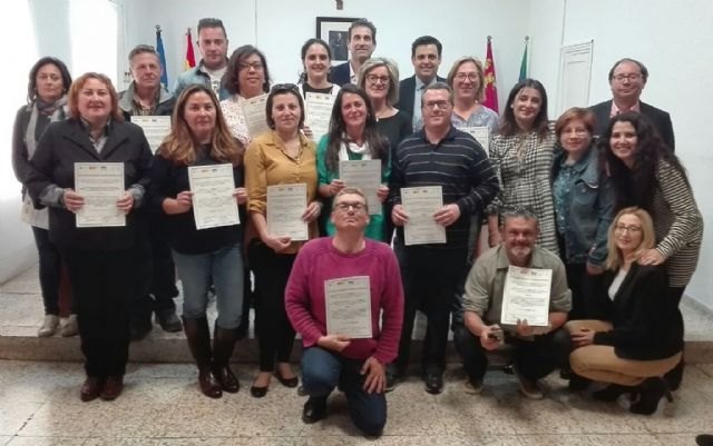 Quince desempleados de Abarán se forman para trabajar en el sector de la jardinería con un programa de la Comunidad