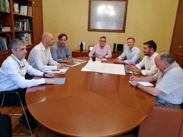 El presidente de la CHS, Mario Urrea, se reúne con el nuevo alcalde de Abarán, Jesús Gómez
