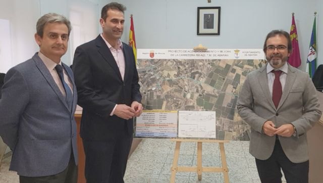 La Comunidad invertirá más de 2,2 millones en mejorar la principal víaentre Abarán y Hoya del Campo
